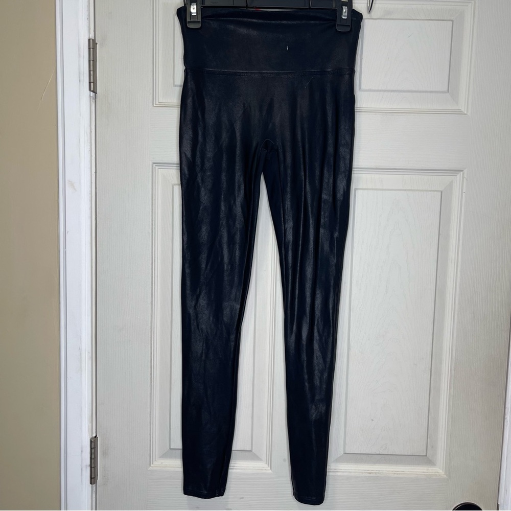Spanx Women’s Black Faux Leather Leggings Sz M